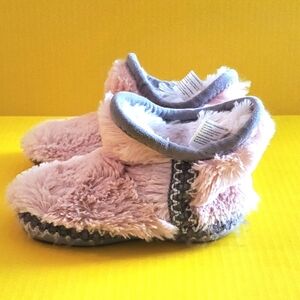 Girl's Furry Bootie Slippers